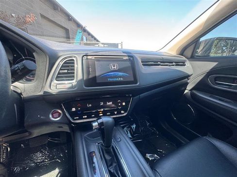 Used 2018 Honda HR-V EX-L image 13