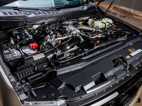 Used 2026 Ford F350 Platinum w/ Platinum Plus Package image 41