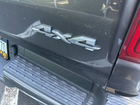 Used 2021 RAM 1500 Big Horn AWD/4WD image 6