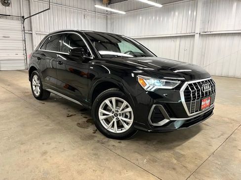 Used 2025 Audi Q3 2.0T Premium image 1
