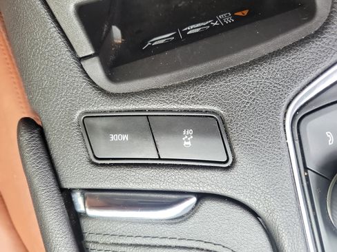 Used 2020 Cadillac XT5 Premium Luxury w/ LPO, Illumination Package image 17