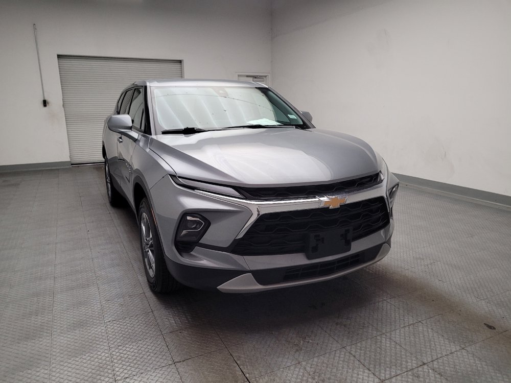 Used 2025 Chevrolet Blazer LT FWD image 14