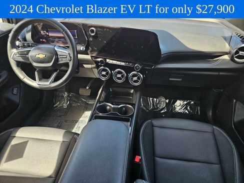 Used 2024 Chevrolet Blazer EV LT AWD/4WD image 15