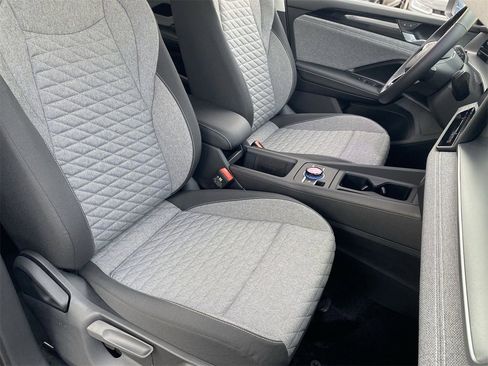 New 2025 Volkswagen Tiguan S image 7