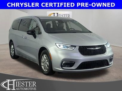 Certified 2024 Chrysler Pacifica Touring-L