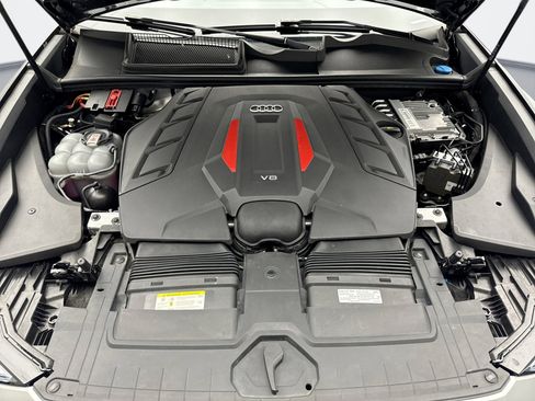 Used 2021 Audi SQ8 Prestige w/ Prestige Package image 30