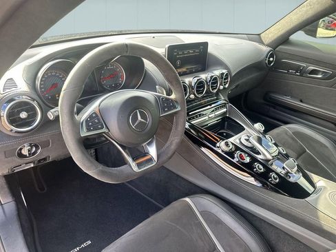 Used 2018 Mercedes-Benz AMG GT C image 4
