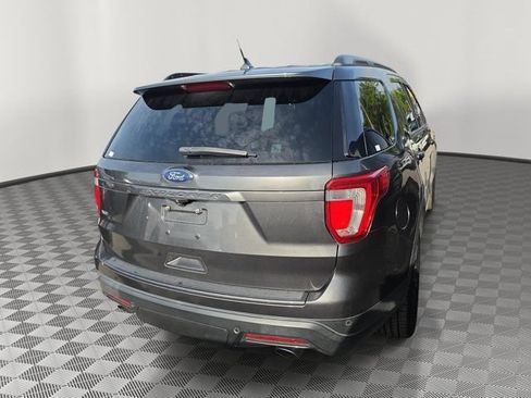 Certified 2018 Ford Explorer XLT w/ Equipment Group 202A FWD image 6