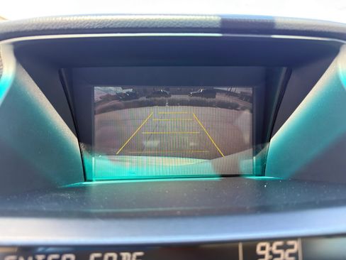 Used 2011 Honda Crosstour EX-L image 13