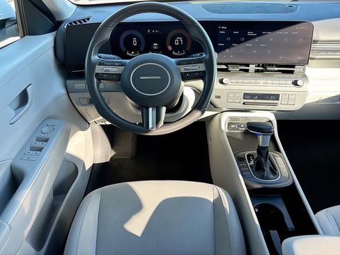 Used 2024 Hyundai Kona SEL image 20