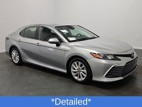 Used 2023 Toyota Camry LE FWD image 2