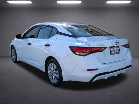 Used 2025 Nissan Sentra S image 6