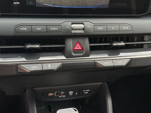 New 2026 Kia K4 GT-Line FWD image 25