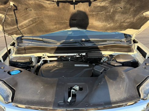 Used 2016 Honda Pilot Touring image 32