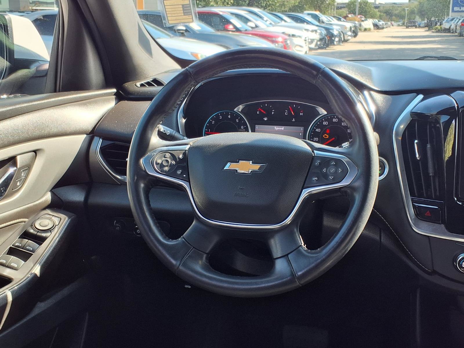 Used 2022 Chevrolet Traverse LT w/ LT Premium Package FWD image 15