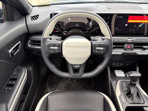 New 2026 Kia K4 GT-Line Turbo w/ GT-Line Premium Package FWD image 18