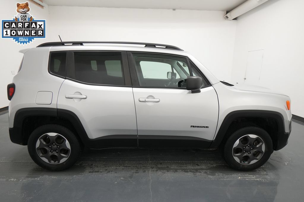 Used 2018 Jeep Renegade Sport w/ Power & Air Group AWD/4WD image 9