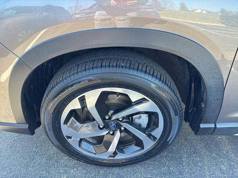 Used 2023 Subaru Forester Touring image 8