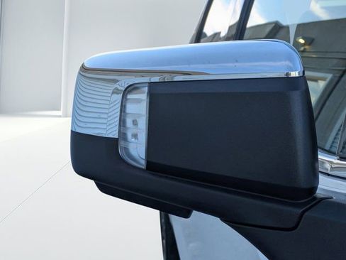 Used 2024 GMC Sierra 1500 Denali Ultimate image 10