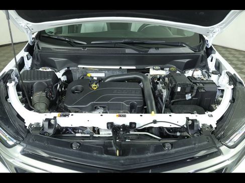 Used 2024 Chevrolet Equinox LT FWD image 21
