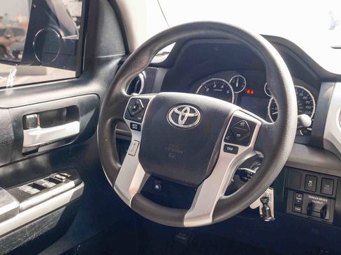 Used 2017 Toyota Tundra SR5 RWD image 16