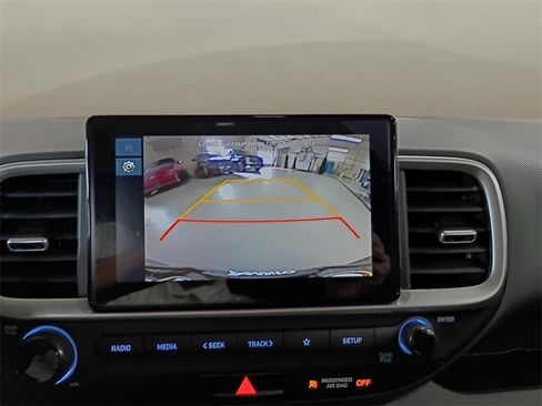 New 2026 Hyundai Venue SE image 16