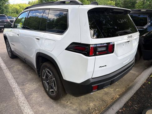 New 2026 Jeep Cherokee Laredo AWD/4WD image 2