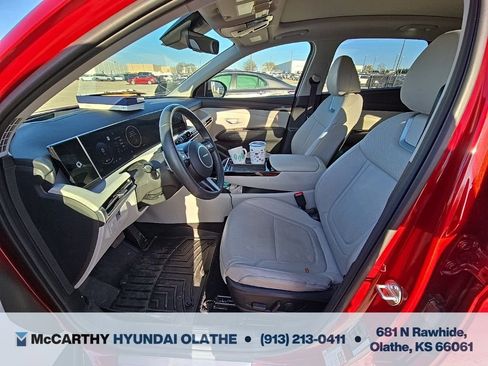 Used 2025 Hyundai Tucson Limited AWD/4WD image 4