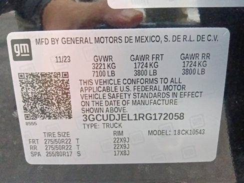 Used 2024 Chevrolet Silverado 1500 High Country w/ Technology Package image 36