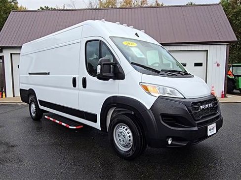 Used 2025 RAM ProMaster 3500 w/ Convenience Group image 5