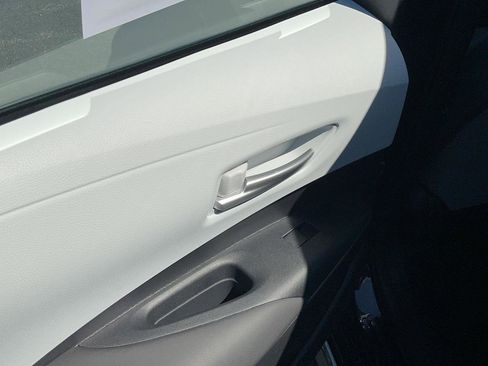 Used 2023 Toyota Corolla SE image 22