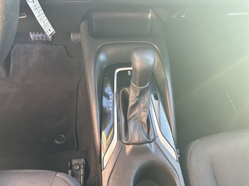 Used 2024 Toyota Corolla LE image 16