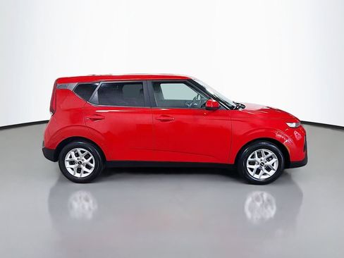 Used 2022 Kia Soul LX w/ Technology Package FWD image 10