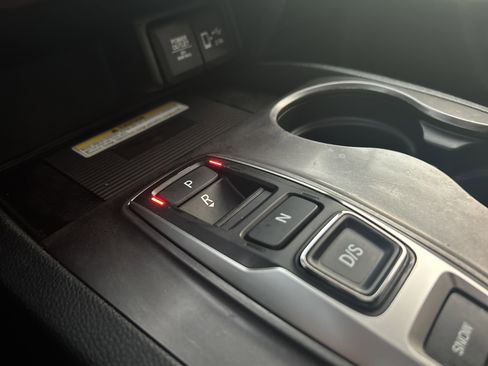 Certified 2022 Honda Pilot Special Edition image 16