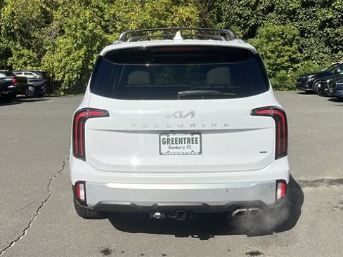 Used 2024 Kia Telluride SX Prestige w/ Towing Package image 5