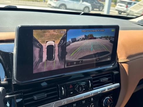 New 2026 Nissan Pathfinder Platinum AWD/4WD image 34