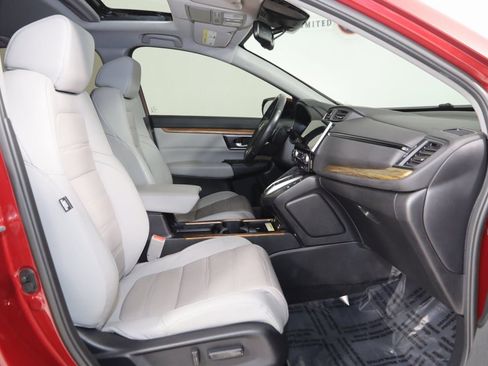 Used 2022 Honda CR-V Touring image 13