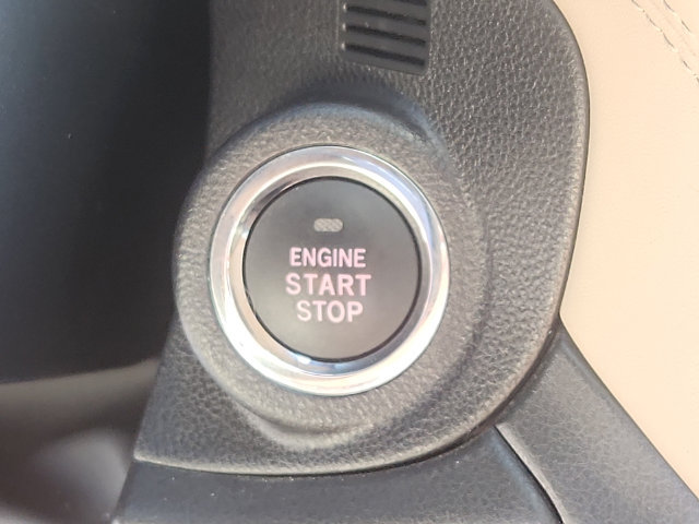 Used 2020 Subaru Outback Limited AWD/4WD image 25