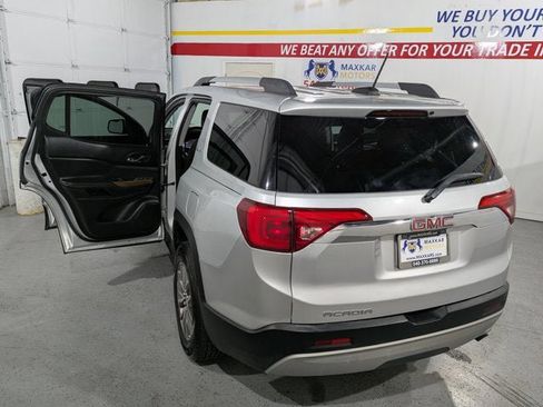 Used 2018 GMC Acadia SLE image 13