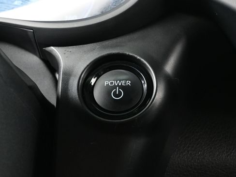 Used 2025 Toyota Sienna Platinum AWD/4WD image 25