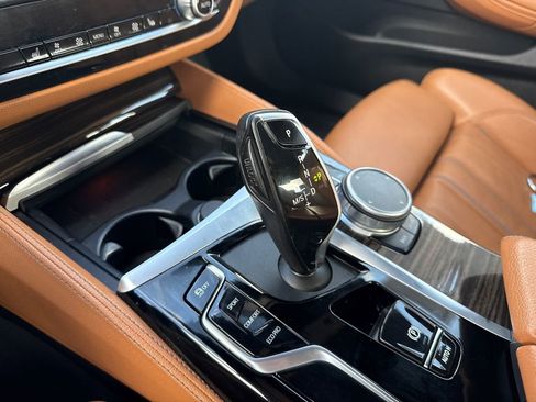 Used 2021 BMW 540i w/ M Sport Package RWD image 48