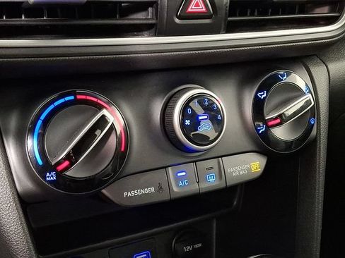 Used 2021 Hyundai Kona Night AWD/4WD image 17