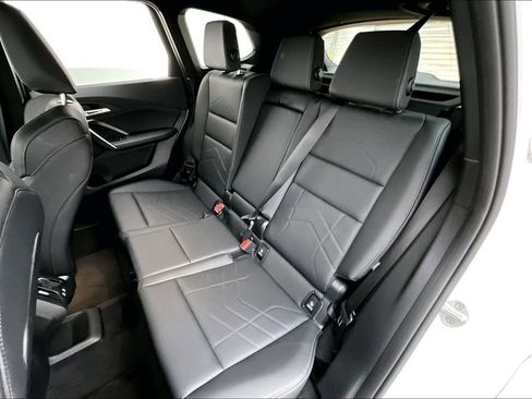 Used 2025 BMW X1 xDrive28i image 32