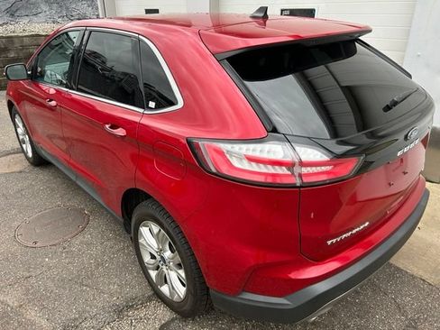 Used 2021 Ford Edge Titanium AWD/4WD image 4