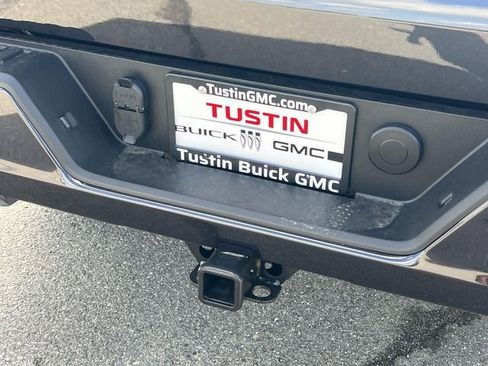 New 2026 GMC Sierra 1500 Elevation image 30