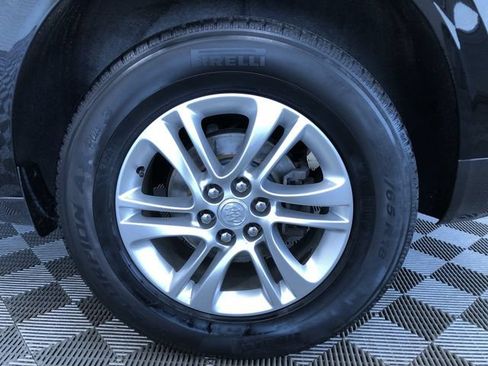 Used 2018 Buick Enclave Essence AWD/4WD image 17