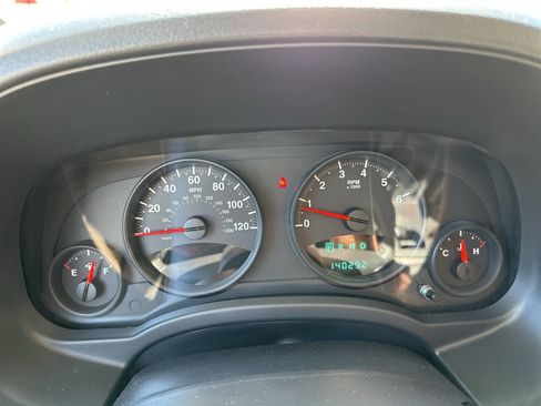 Used 2012 Jeep Patriot Latitude image 16