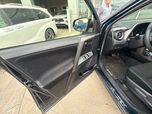Used 2018 Toyota RAV4 LE w/ All Weather Liner Package AWD/4WD image 15