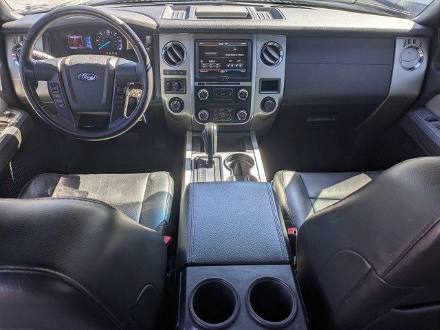 Used 2015 Ford Expedition XLT w/ Equipment Group 202A AWD/4WD image 16