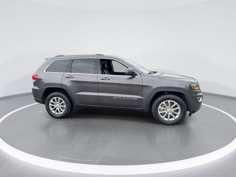 Used 2021 Jeep Grand Cherokee Laredo X RWD image 9